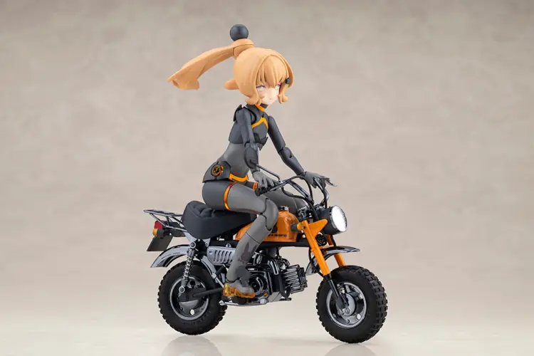 Kotobukiya - MEGAMI DEVICE - Model Kit PUNI MOFU Racing Tu with Honda Z50 J-1