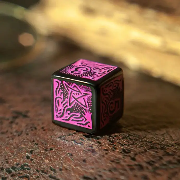 Komplet Kości Q Workshop - Call of Cthulhu 7th Edition Dice Set Black & Magenta