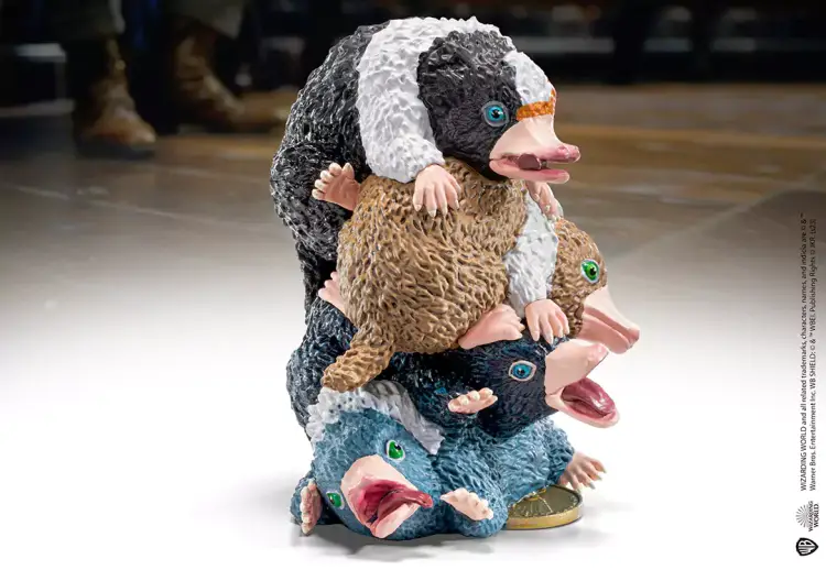 Noble Collection - FANTASTIC BEASTS - Niffler - Figure Toyellectible Treasures