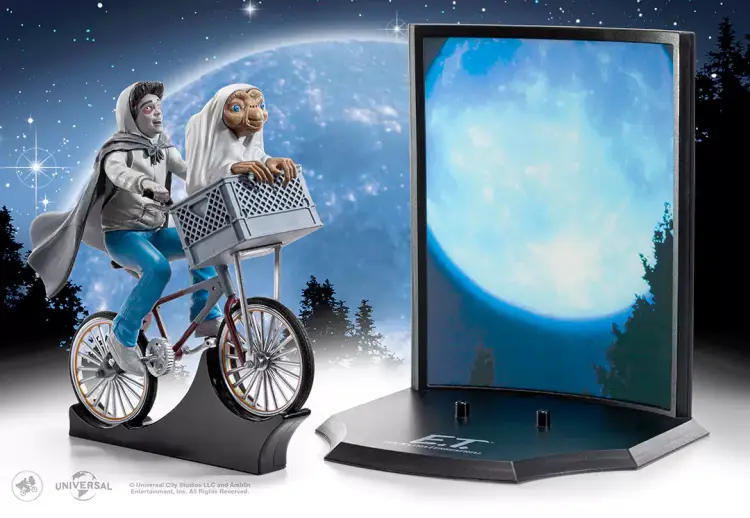 Noble Collection - E.T. - E.T. and Elliott - Figure Toyellectible Treasures