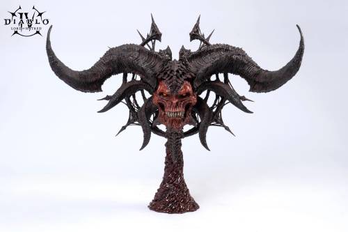 PureArts - DIABLO IV - Mephisto - Scale Art Mask 1/2 43cm