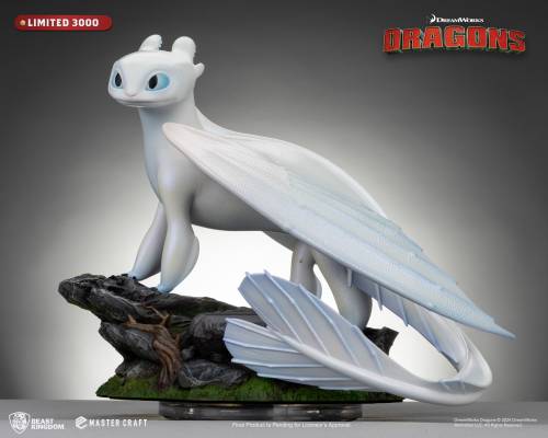HOW TO TRAIN YOUR DRAGON 3 - Light Fury - Statuetka Master Craft 29 cm