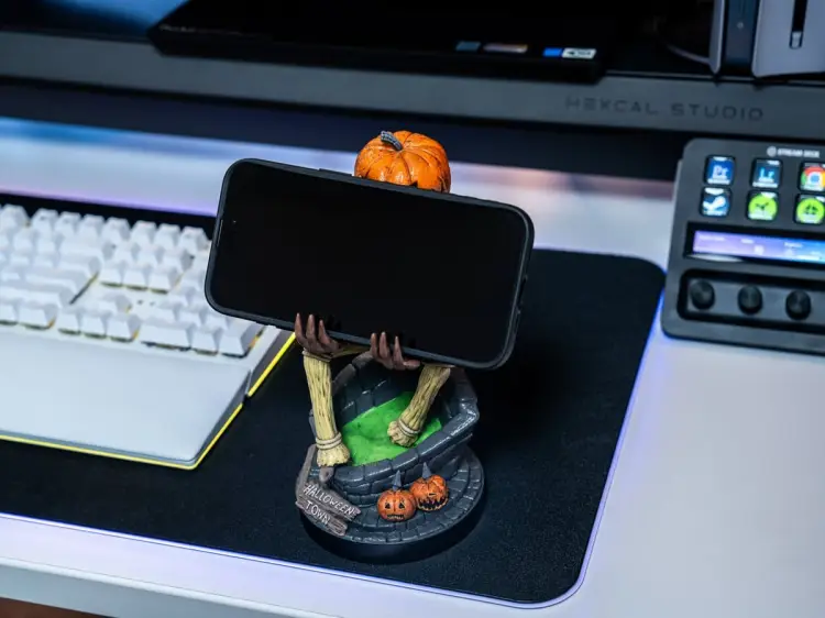 NIGHTMARE BEFORE XMAS - Dynia - Kontroler i obsługa telefoniczna - 20 cm