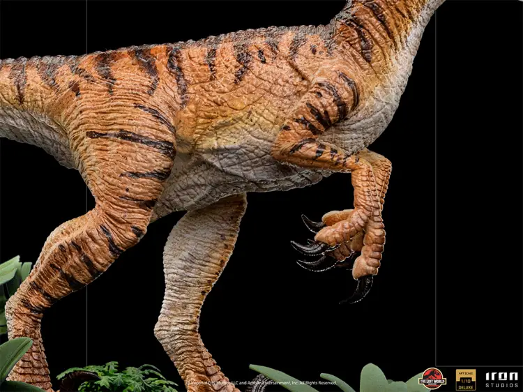 JURASSIC PARK LOST WORLD - Velociraptor Del. - Statuetka ArtScale 1/10 18 cm Statuetka ArtScale 1/10 18 cm