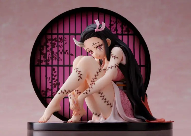 DEMON SLAYER - Nezuko " Demon Form Advancing " - Statuetka 12cm