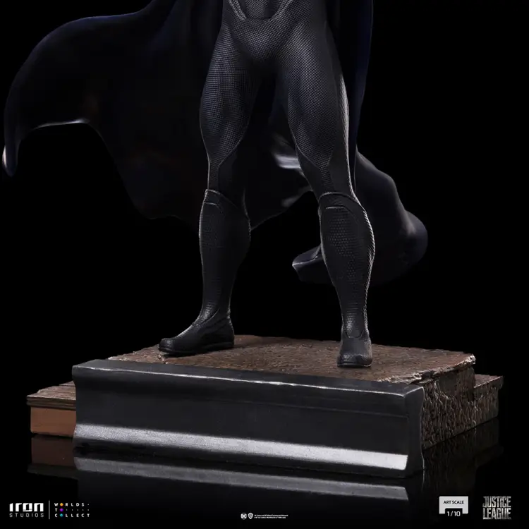 SNYDER JUSTICE LEAGUE - Martian Manhunter - statuetka w skali 1/10 22 cm