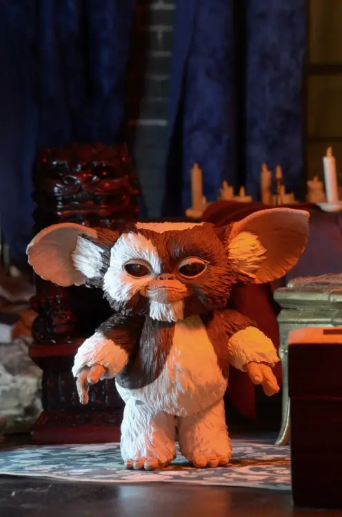GREMLINS - Ultimate GIZMO Figurka 18 cm
