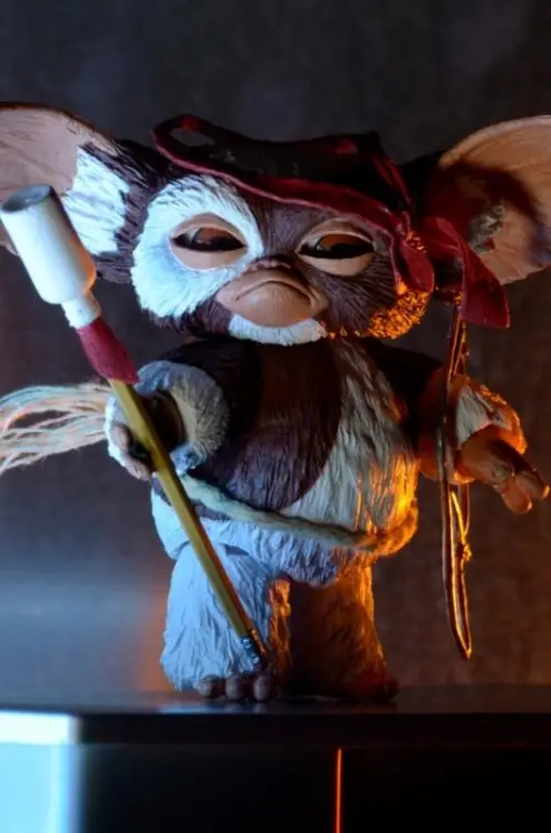 GREMLINS - Ultimate GIZMO Figurka 18 cm