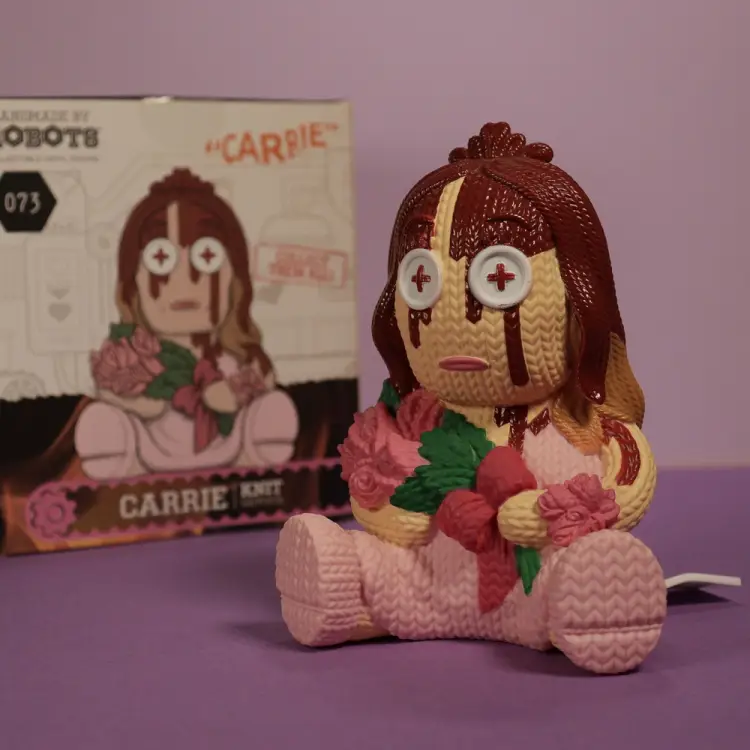 CARRIE - kolekcjonerska figurka winylowa Handmade By Robots N°073
