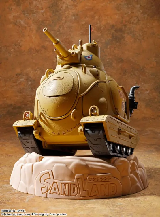 SAND LAND - Sand Land Tank 104 - Odlewana replika Chogokin 15 cm