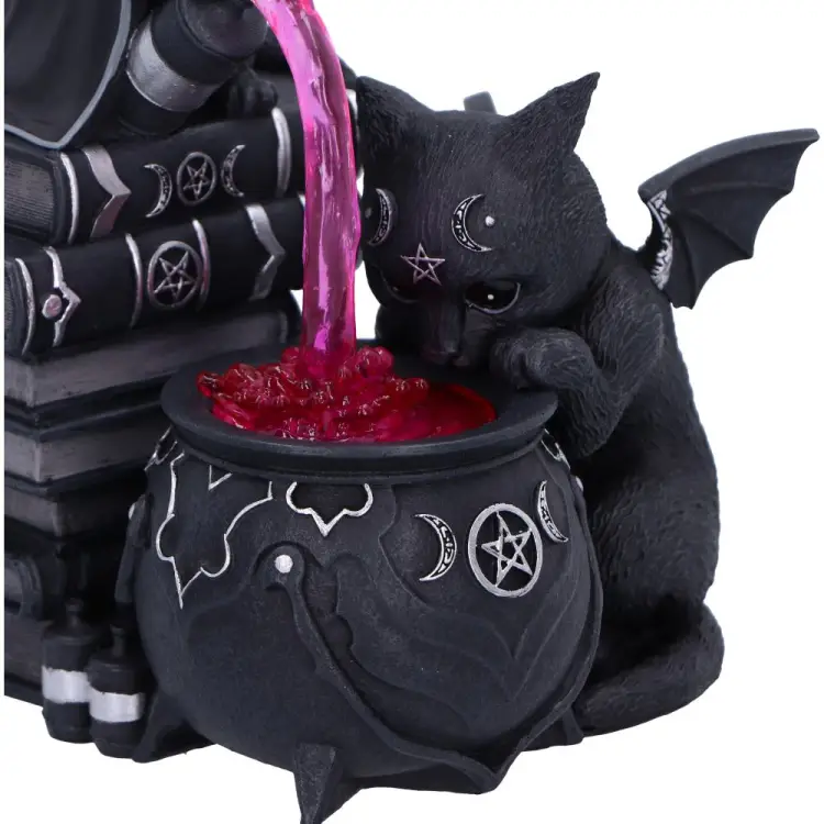 CULT CUTIES - Curious Cauldron - Figurka 18,5 cm