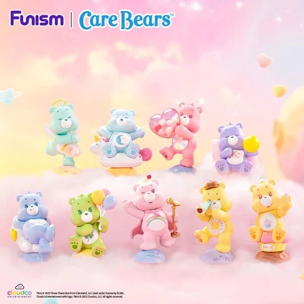 CARE BEARS - Planeta Radości - Zestaw 8 figurek w ciemnym pudełku 12 cm