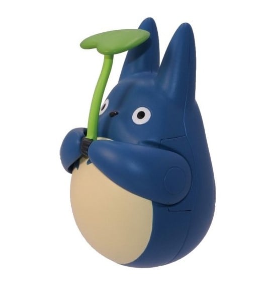 MY NEIGHBOR TOTORO - Niebieski Totoro z liściem - Figurka Culbuto 5,8 cm