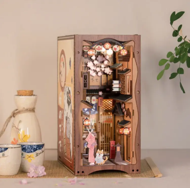 ZESTAW KSIĄŻEK - DIY - Pod drzewem Sakura - 214szt + lampka LED