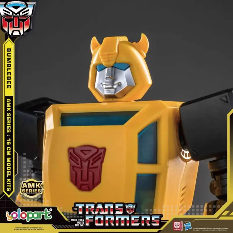 TRANSFORMERS GENERATION ONE - Bumblebee - Zestaw modelarski 16 cm