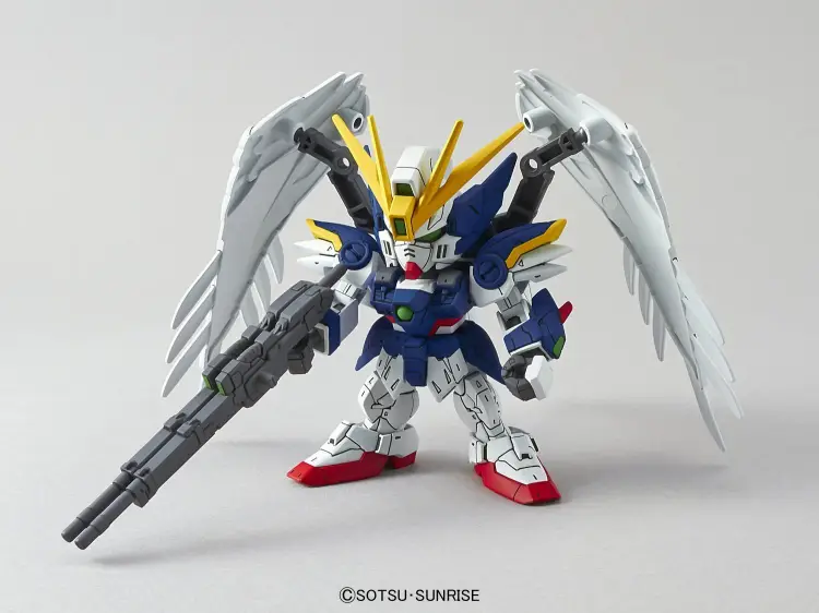GUNDAM - SD Gundam EX-Standard 004 Wing Gundam Zero (EW) - Zestaw modelarski