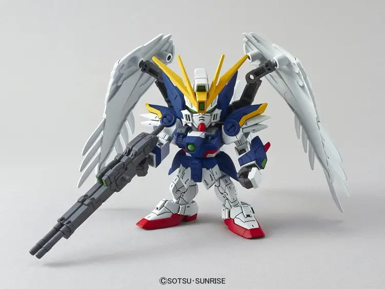 GUNDAM - SD Gundam EX-Standard 004 Wing Gundam Zero (EW) - Zestaw modelarski