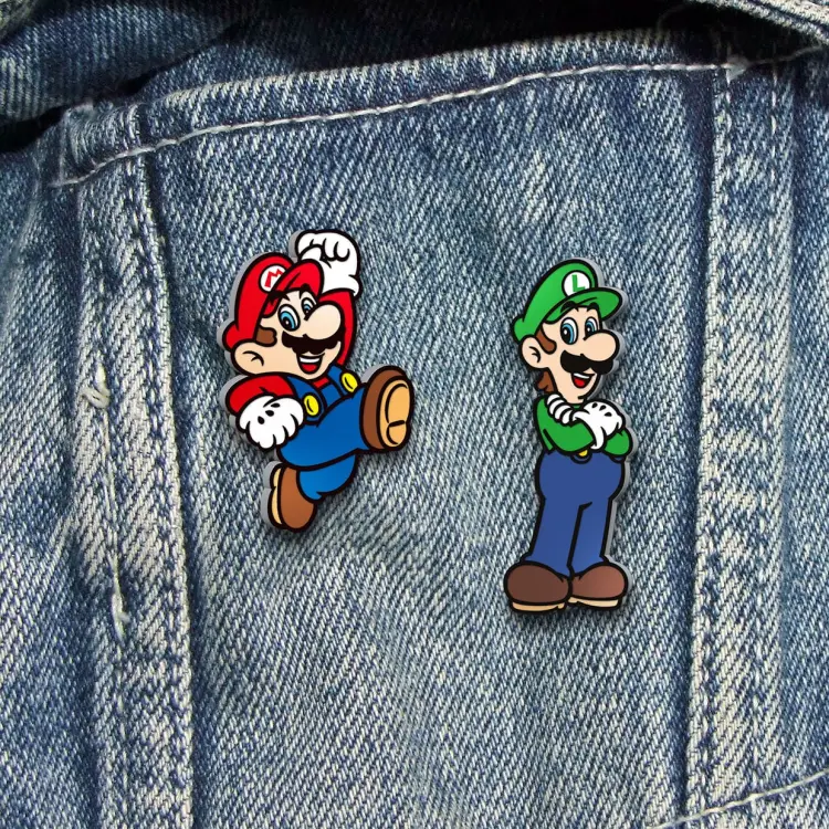 SUPER MARIO - Zestaw 2 emaliowanych przypinek