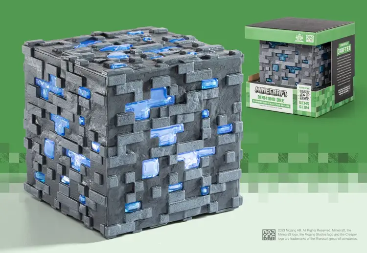 MINECRAFT - Luminous Diamond Ore - Replika kolekcjonerska 10 cm