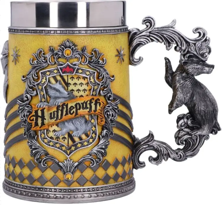 HARRY POTTER - Hufflepuff - Kufel z żywicy 16 cm