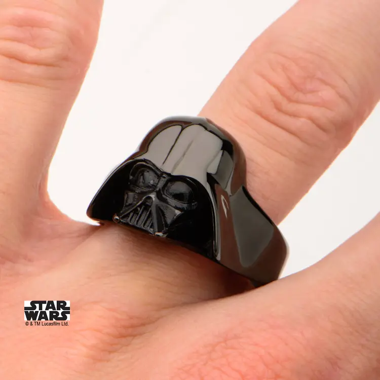 STAR WARS - Męski pierścionek 3D Darth Vader ze stali szlachetnej - Rozmiar 11