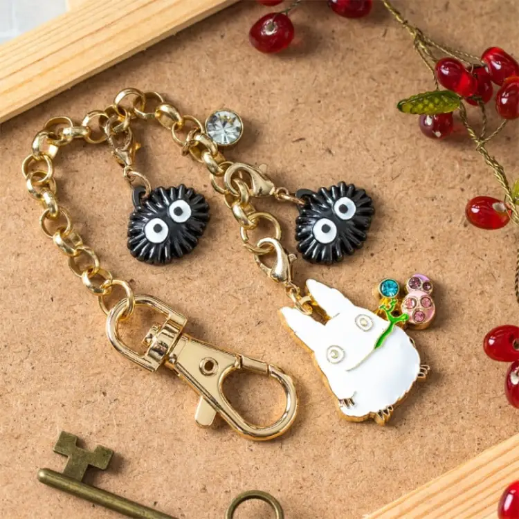 MY NEIGHBOR TOTORO - Biały Totoro i owoce - charms Chainette