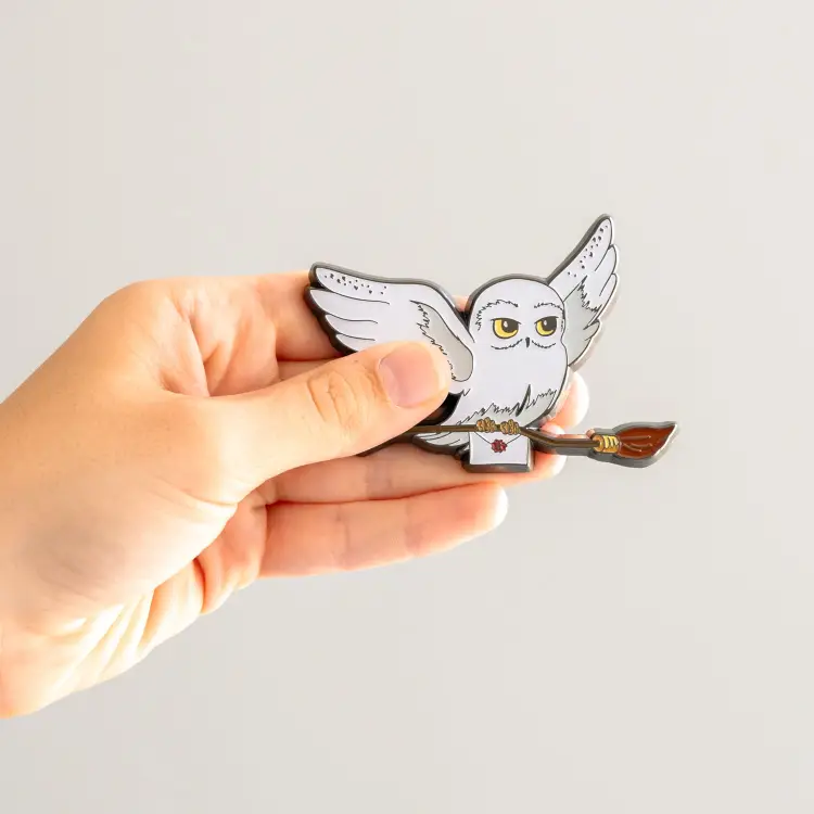 HARRY POTTER - Hedwiga - Metalowy magnes 7cm