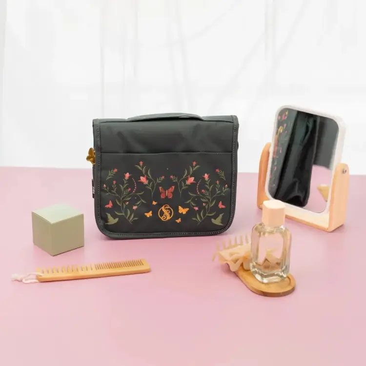 WICKED - Beautiful - Organizer z haczykiem do zawieszania