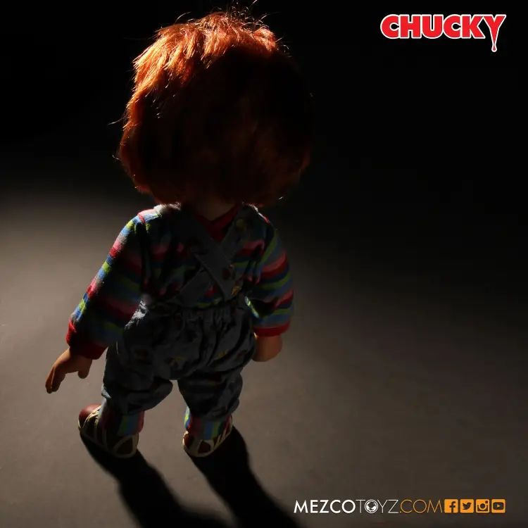 CHUCKY - Szyderczy Chucky - Lalka dźwiękowa 38 cm