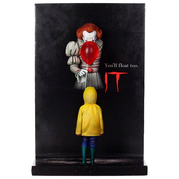IT - Figurka plakatowa 3D - 28 cm