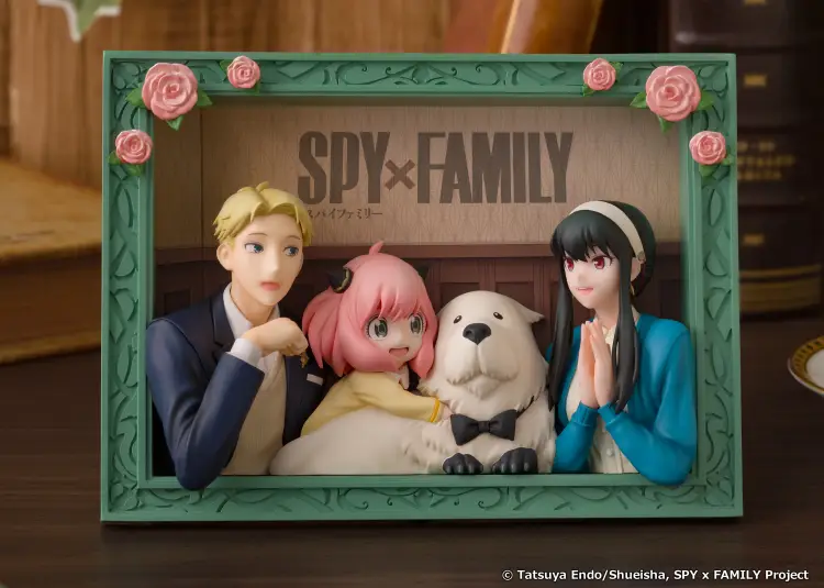 SPY X FAMILY - The Forgers - Statuetka 12.8x17.5cm