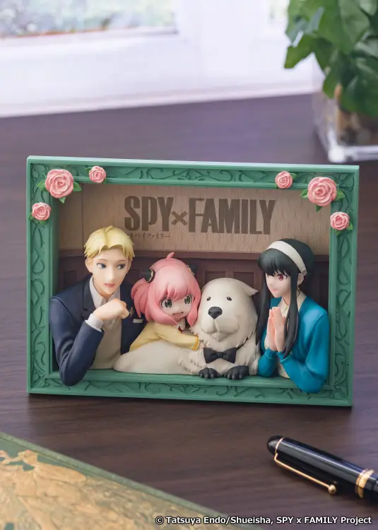 SPY X FAMILY - The Forgers - Statuetka 12.8x17.5cm