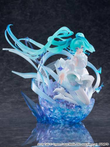 HATSUNE MIKU - Crystall Dress - Statuetka 1/7 22.5cm