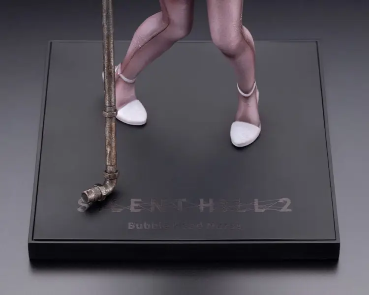 SILENT HILL 2 - Bubble Head Nurse - Statuetka Oshi Works 22cm