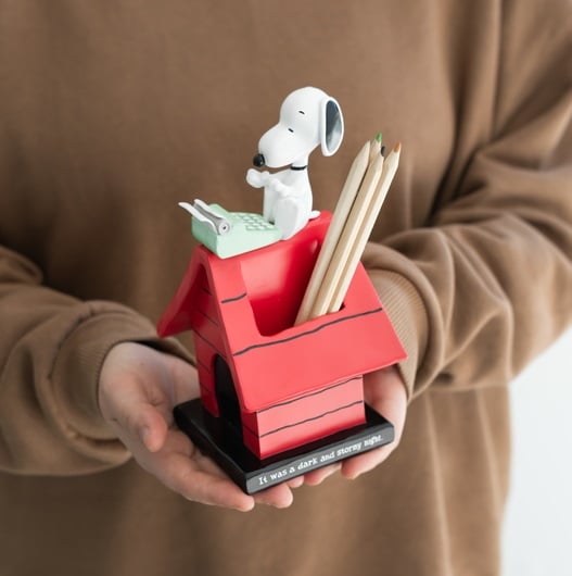 SNOOPY - przybornik na długopisy 3D
