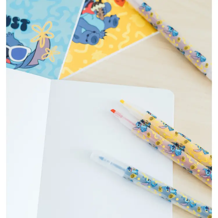 STITCH - Zestaw artykułów piśmiennych z 3 notatnikami A6 - 10 szt.