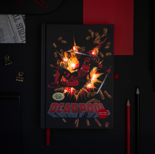 DEADPOOL - Podświetlany notatnik premium - rozmiar A5