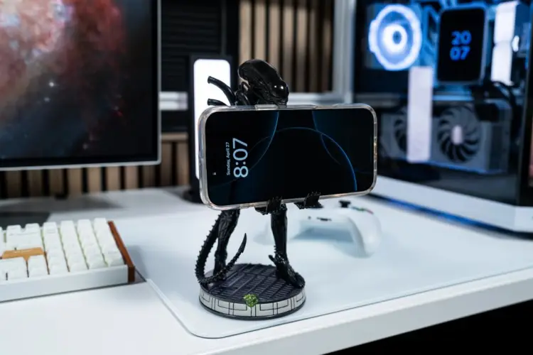 ALIEN - Kontroler i wsparcie telefoniczne - 20 cm