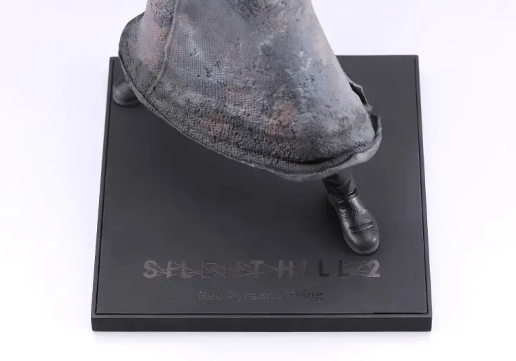 SILENT HILL 2 - Red Pyramid Thing - Statuetka Oshi Works 26 cm