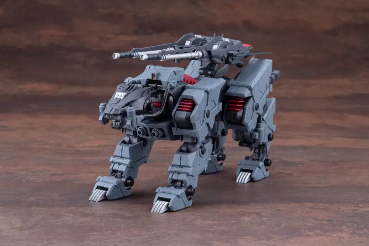 ZOIDS - HMM Lihgtning Saix Irvine Special 2000 - Zestaw modelarski 26,5 cm