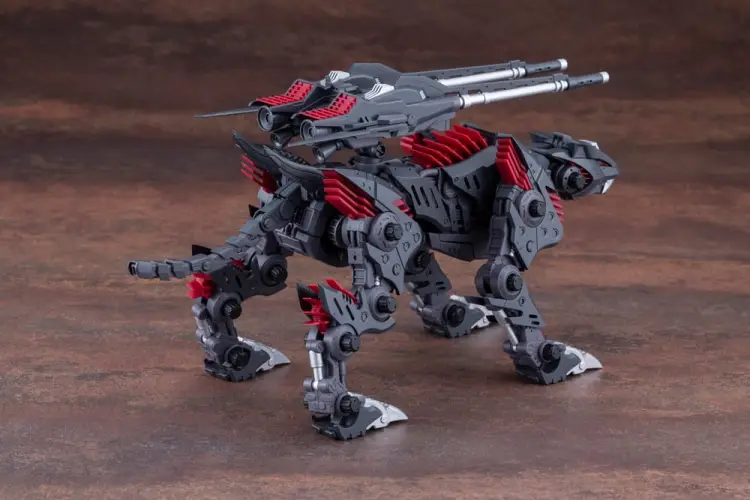 ZOIDS - HMM Lihgtning Saix Irvine Special 2000 - Zestaw modelarski 26,5 cm