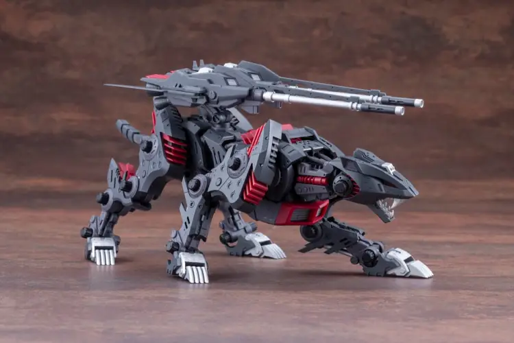 ZOIDS - HMM Lihgtning Saix Irvine Special 2000 - Zestaw modelarski 26,5 cm