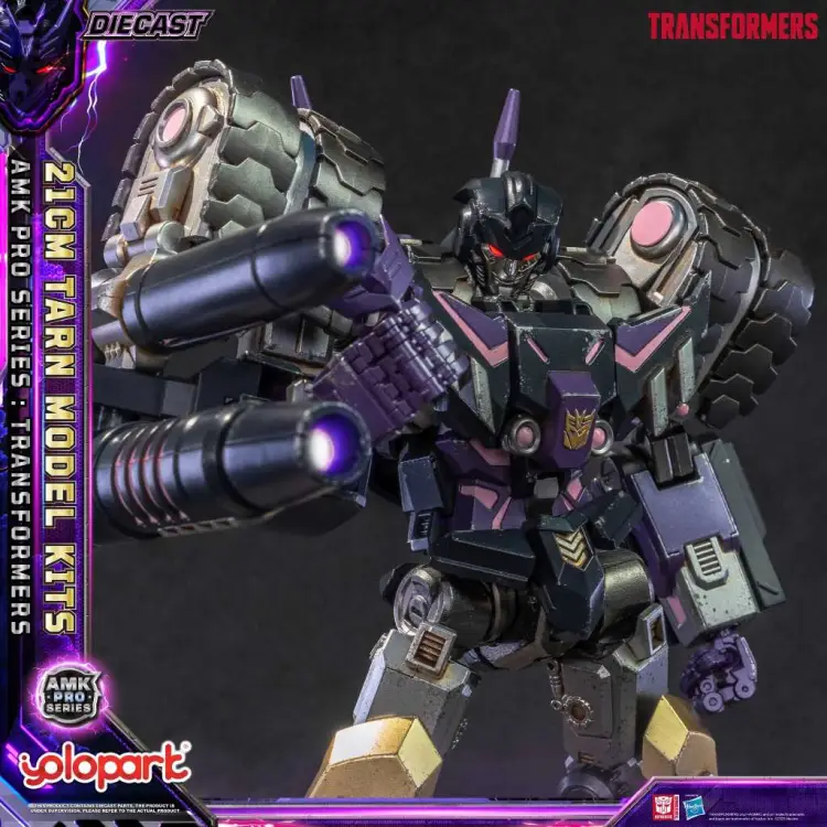 TRANSFORMERS - Kamuflaż - Zestaw modelarski AMK Pro 21 cm