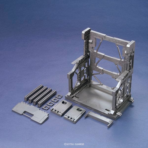 Bandai Model Kit - GUNDAM - Model Kit - System Base 1 'Gun Metal'
