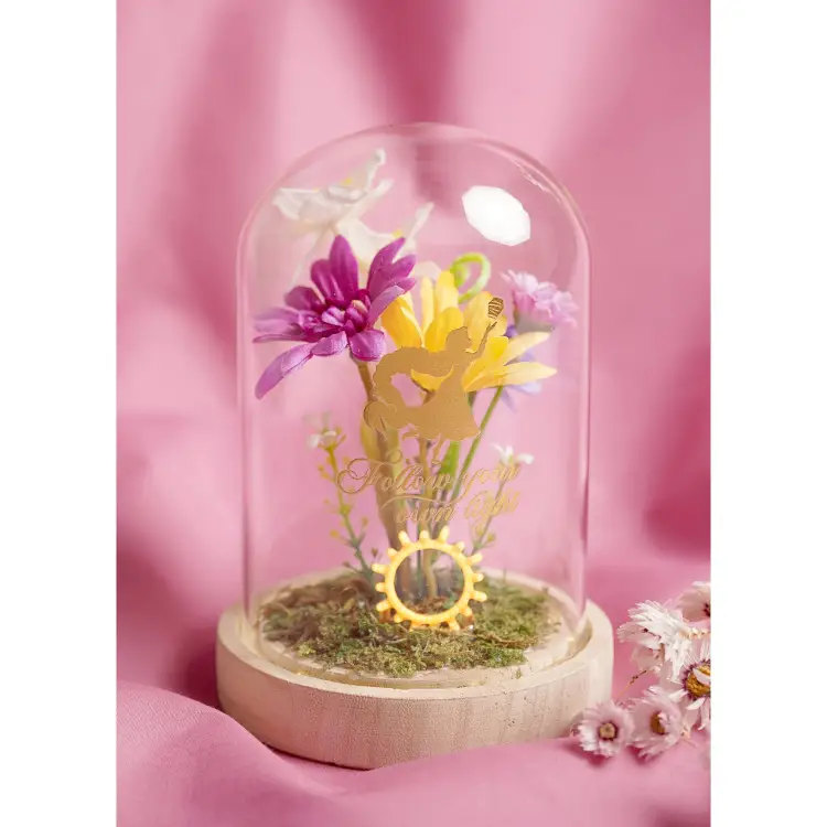 Widdop - DISNEY PRINCESS - Rapunzel - Floral Cloche with a Neon Light