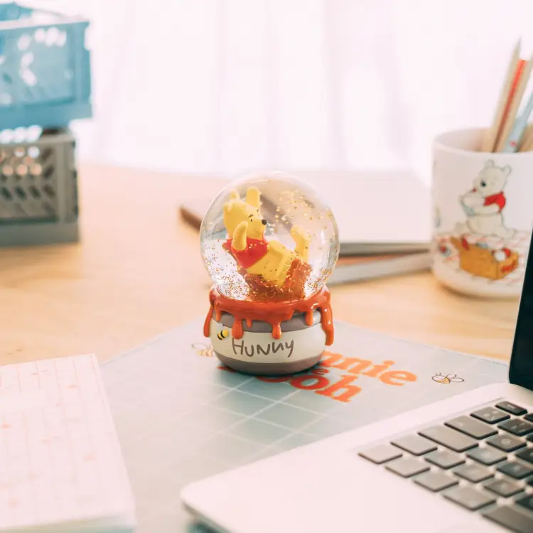 Grupo Erik - WINNIE THE POOH - Snow Globe 80mm
