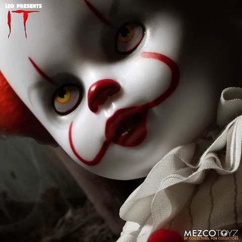 Mezco Toys - IT (2017) - Pennywise - Doll LDD Presents 25cm