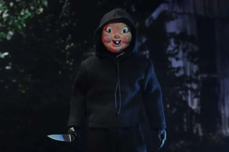 Neca - HAPPY DEATH DAY - Babyface Killer - Figure 20cm