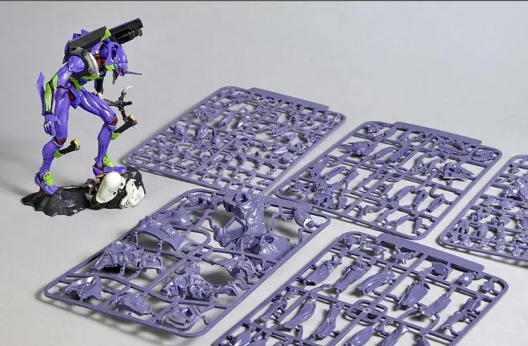 EVANGELION - Unit 01 "Runaway" - Model Kit Artpla 23cm