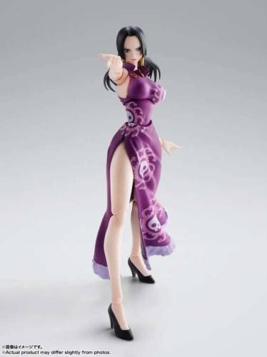 Bandai Tamashii Nations - ONE PIECE - Boa Hancock "Marineford" - Figure S.H. Figuarts 16cm